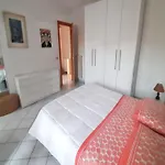 Cozy Apartment With Sea View In Olbia 80 M²